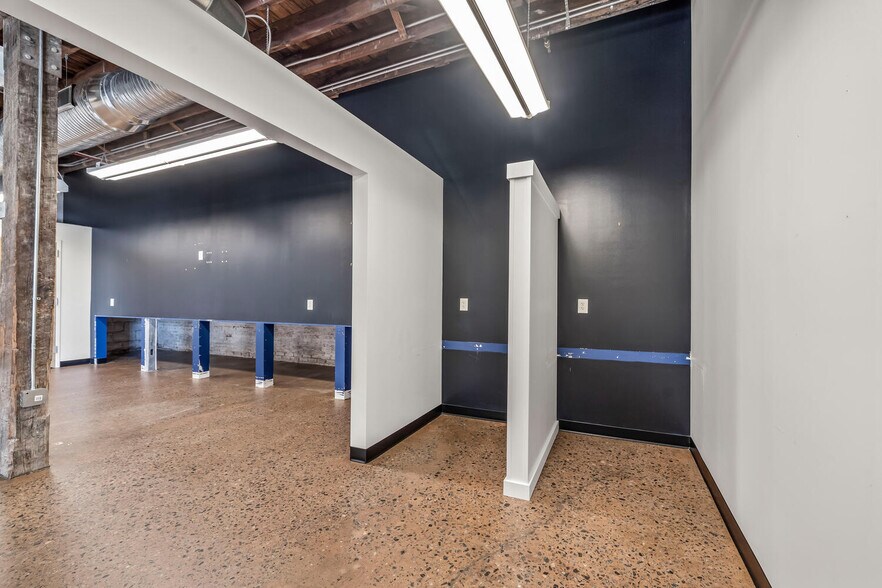 More Photos Of 618 E Ramseur St, Durham Office For Sale