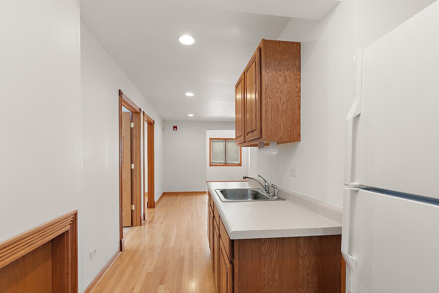 More Photos Of 12508 S Harlem Ave, Palos Heights Medical For Sale