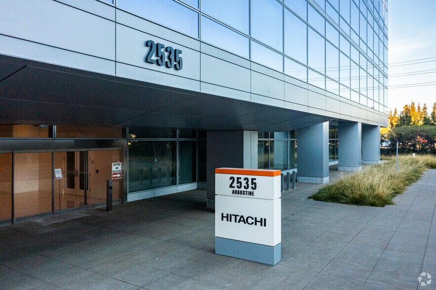 More Photos Of 2535 Augustine Dr, Santa Clara Office For Lease