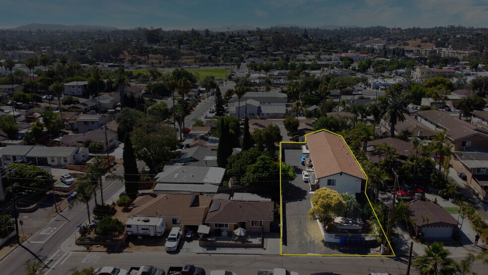 More Photos Of 327 E Orange St, Vista Apartments For Sale