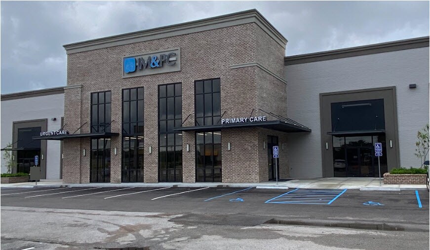 Primary Photo Of 119 City Market Dr, Saltillo Unknown For Lease