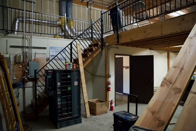 More Photos Of 11920 Goldring Rd, Arcadia Warehouse For Sale