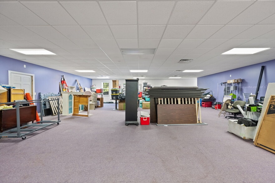 More Photos Of 441 Kinston Hwy, Richlands Office For Sale