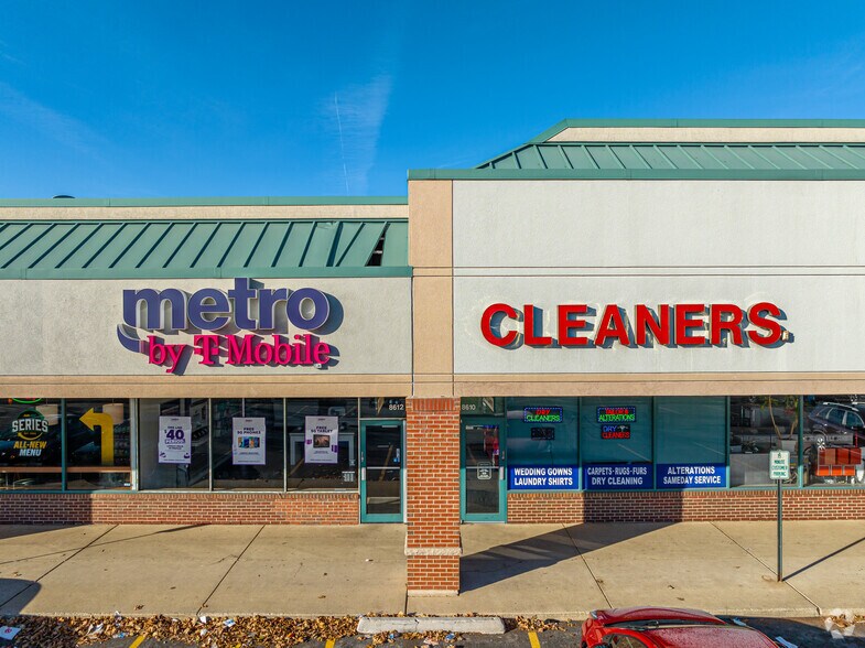 More Photos Of 3210-3348 W 87th St, Chicago Storefront For Lease