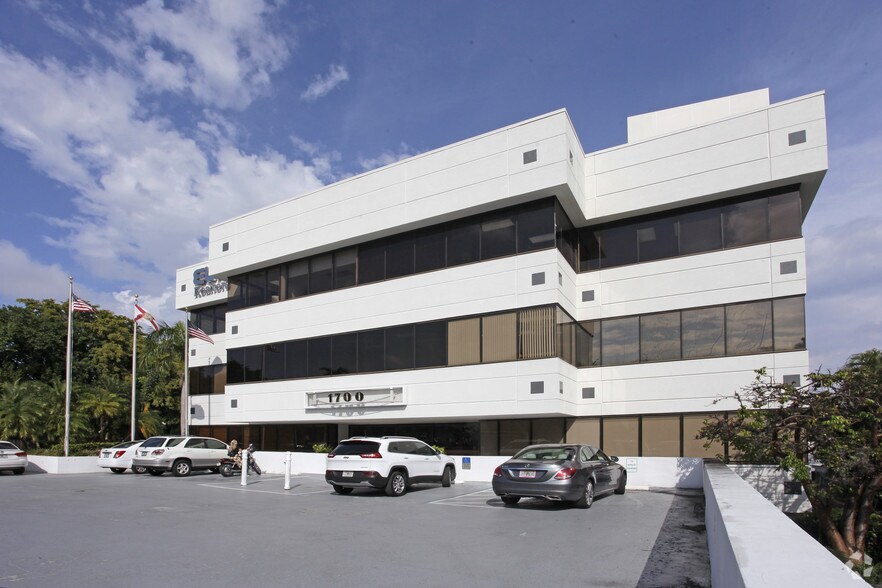 More Photos Of 1700 E Las Olas Blvd, Fort Lauderdale Office For Lease