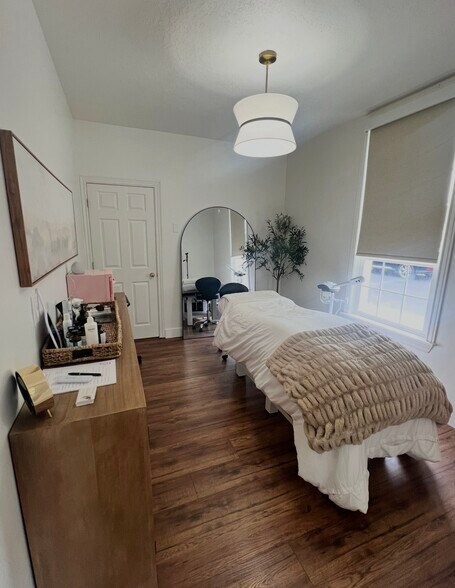 More Photos Of ,  General Retail For Sale
