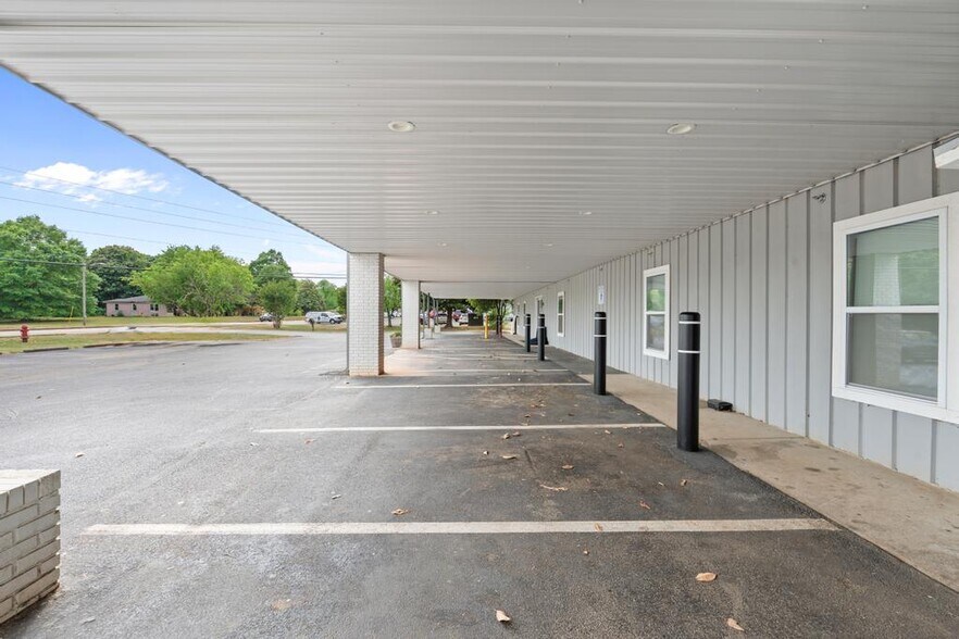More Photos Of 171 Racetrack Rd, McDonough Daycare Center For Sale