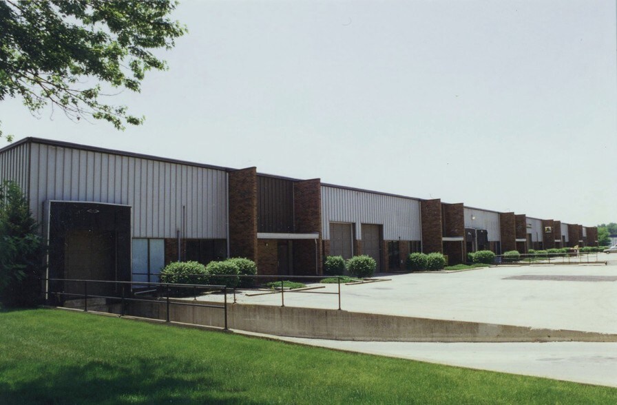 902924 Industrial Dr, Aurora, IL 60506 Industrial For Lease