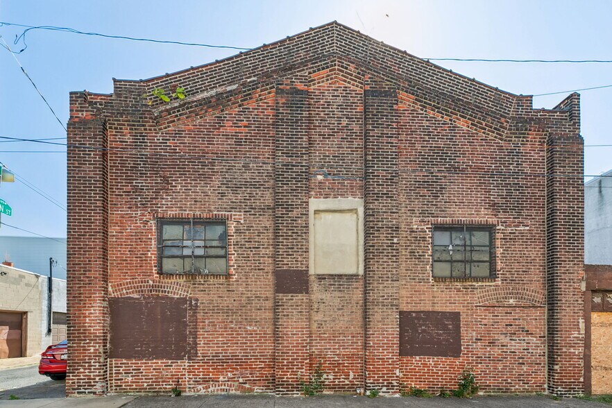 More Photos Of 2848 Belgrade St, Philadelphia Warehouse For Lease