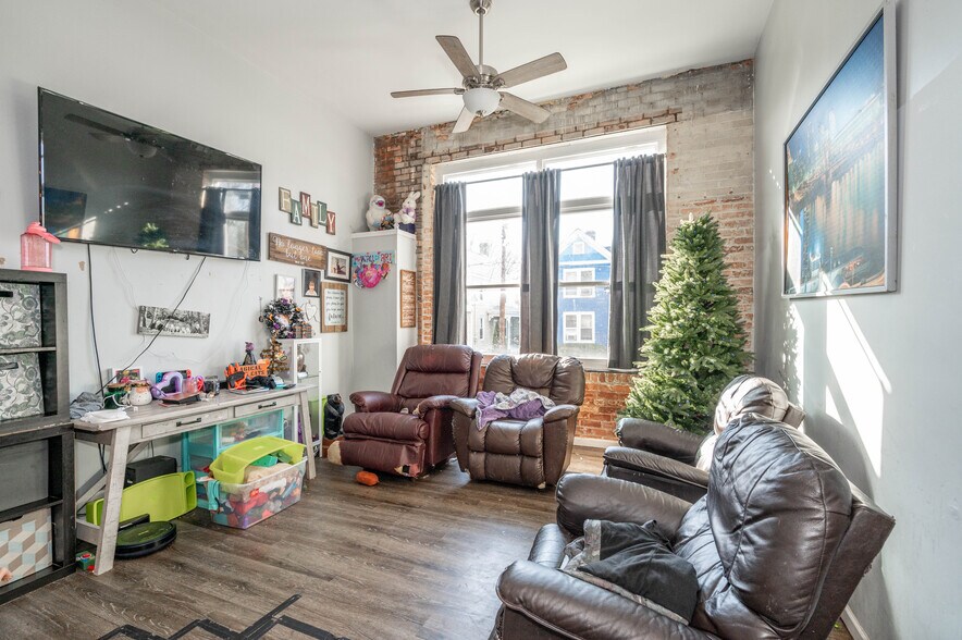 More Photos Of 1514 Kinney Ave, Cincinnati Warehouse For Sale