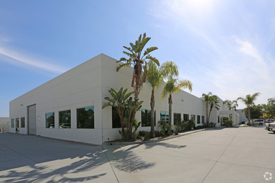 More Photos Of 976 S Andreasen Dr, Escondido Unknown For Lease