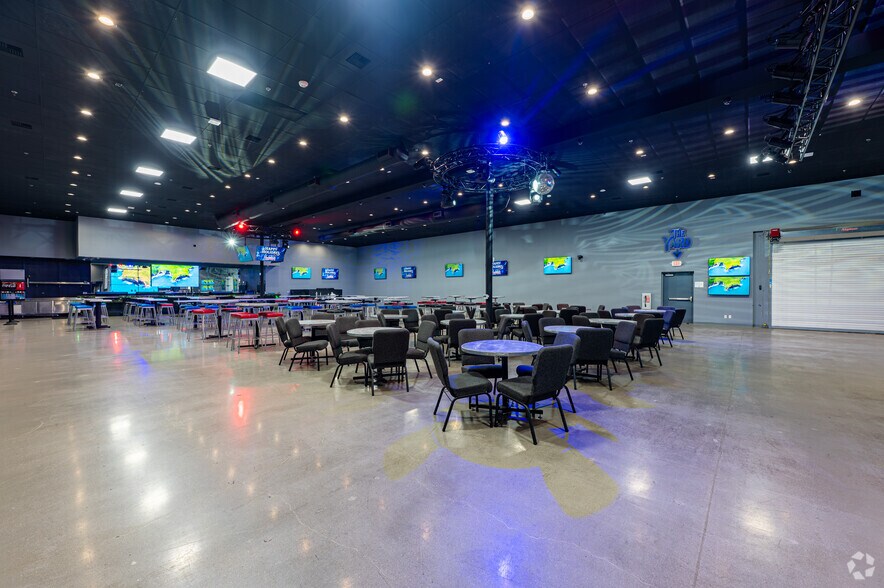 More Photos Of 5321 Cameron St, Las Vegas General Retail For Lease
