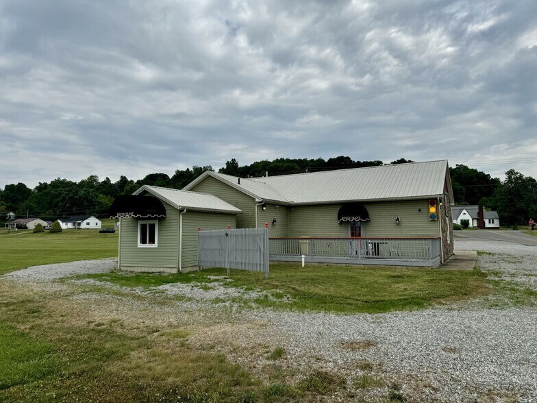 More Photos Of 3103 Centenary Rd, Gallipolis Restaurant For Sale