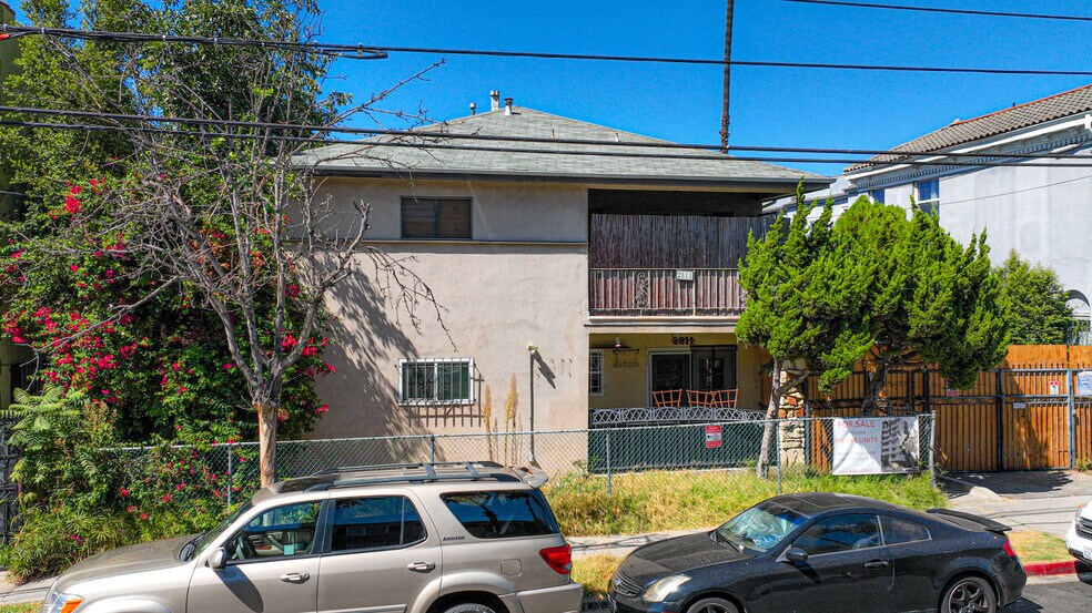 More Photos Of 2811 San Marino St, Los Angeles Land For Sale