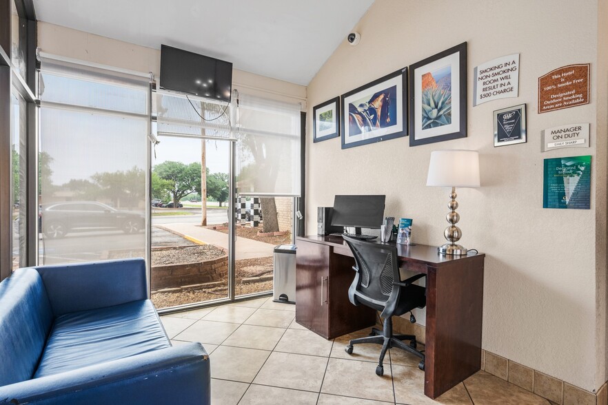 More Photos Of 4613 S Jackson St, San Angelo Hotel For Sale
