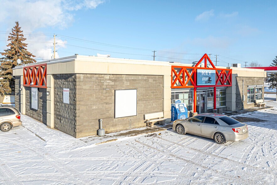 Primary Photo Of 11748 167th St NW, Edmonton Truck Stop For Lease