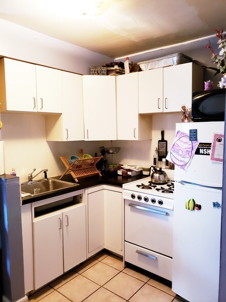 More Photos Of 69 Starbuck St, Staten Island Apartments For Sale