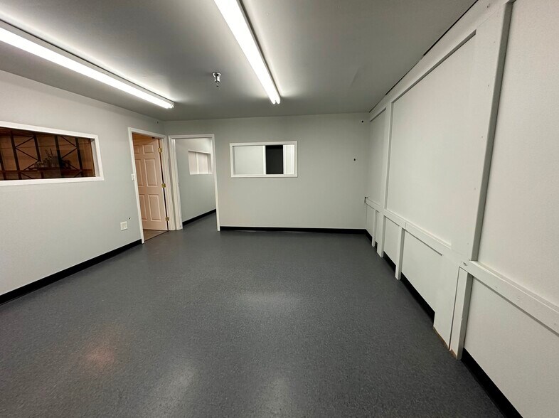 More Photos Of 348-380 Destination Daytona Ln, Ormond Beach, Ormond Beach Light Distribution For Lease