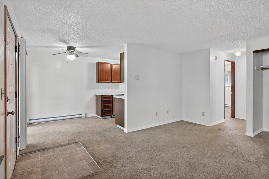 More Photos Of 19109-19123 SE Yamhill St, Gresham Apartments For Sale