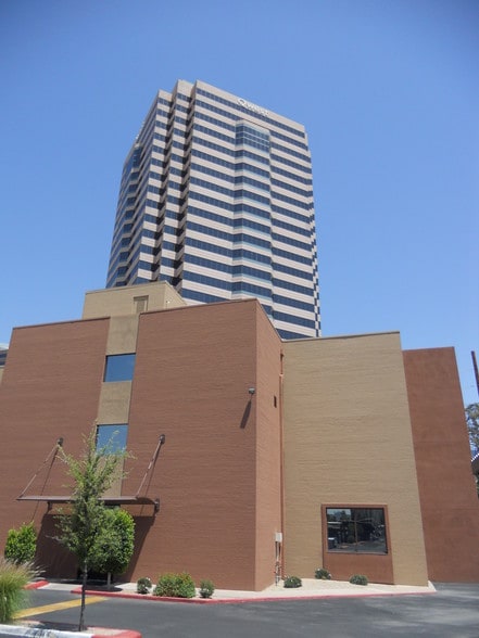 More Photos Of 55 E Thomas Rd, Phoenix Office For Sale