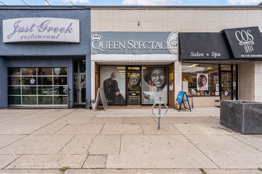 More Photos Of 3000 Bloor St W, Toronto Storefront For Sale