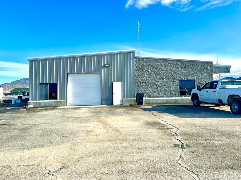 More Photos Of 1245 Alpha St, Ely Service For Sale