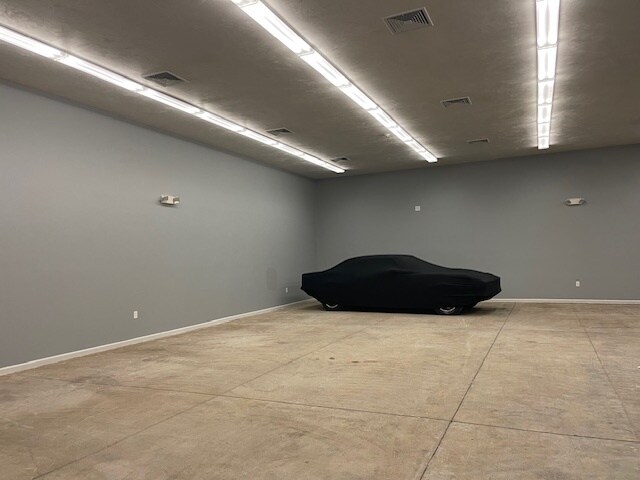 More Photos Of 1147 Cranston St, Cranston Freestanding For Lease