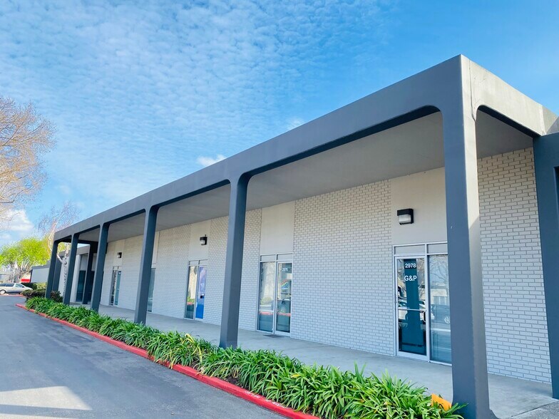More Photos Of 2984-3018 Scott Blvd, Santa Clara Office For Lease