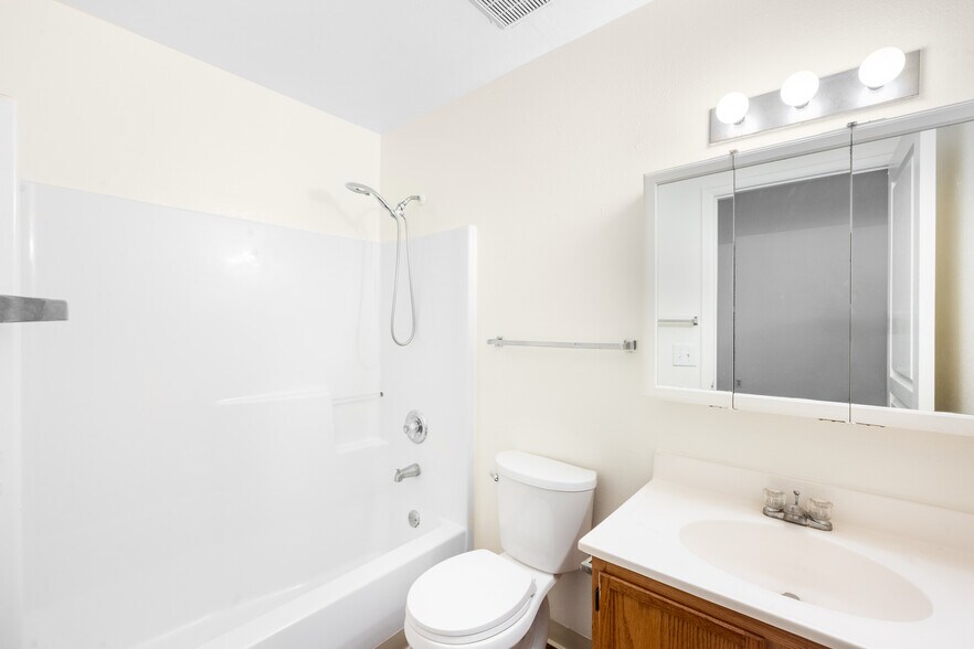 More Photos Of 730-740 E Hills Rd, Colorado Springs Apartments For Sale