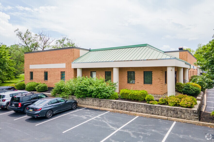 More Photos Of 479 Thomas Jones Way, Exton Medical For Lease