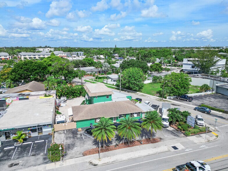 More Photos Of 2435 N Dixie Hwy, Wilton Manors Apartments For Sale