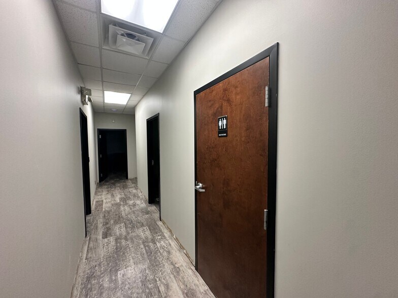 More Photos Of 4485 N Industrial Dr, Cumming Warehouse For Lease