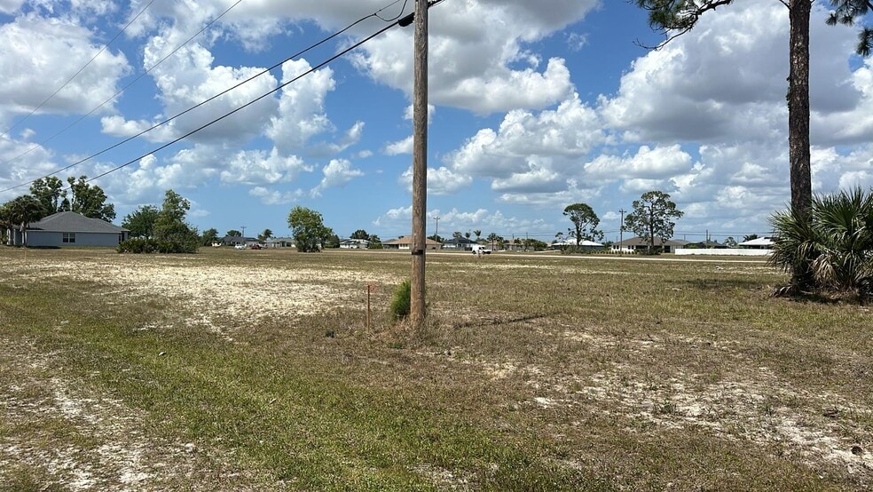 More Photos Of 537 NW 15th Terrace Ter, Cape Coral Land For Sale