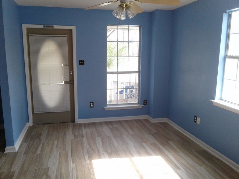 More Photos Of 10930 S Havenpark Ct, Baton Rouge Office Residential For Sale