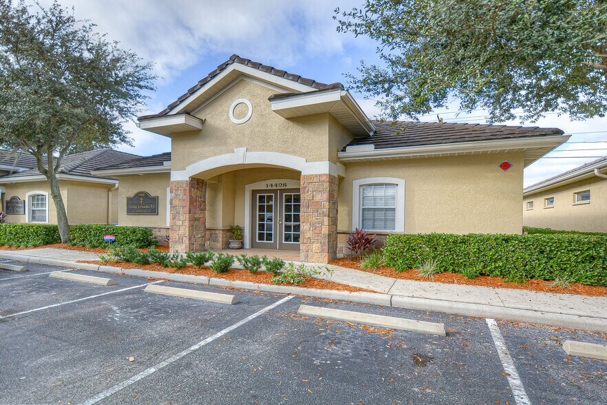 More Photos Of 14428 Bruce B Downs Blvd, Tampa Medical For Sale