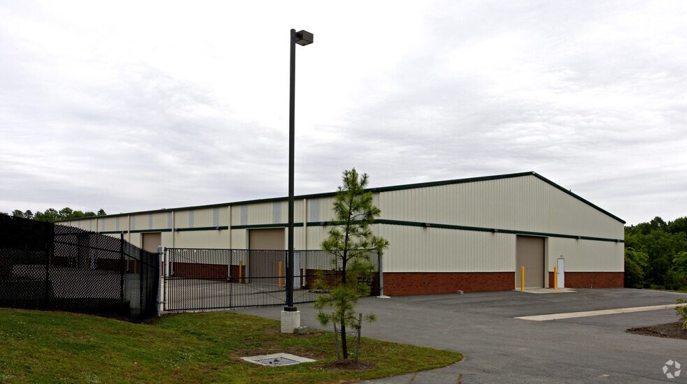 More Photos Of 1725 Endeavor Dr, Williamsburg Warehouse For Lease