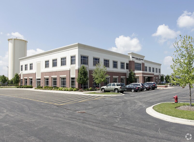 More Photos Of 2000 McDonald Rd, South Elgin Medical For Sale