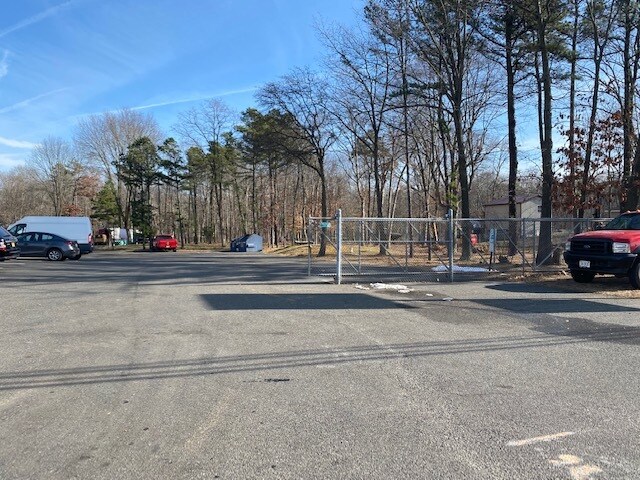 More Photos Of 1035 US Highway 9, Howell Storefront Retail Office For Lease