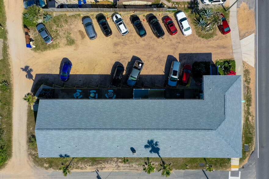More Photos Of 1544 S Oceanshore Blvd, Flagler Beach Hotel For Sale