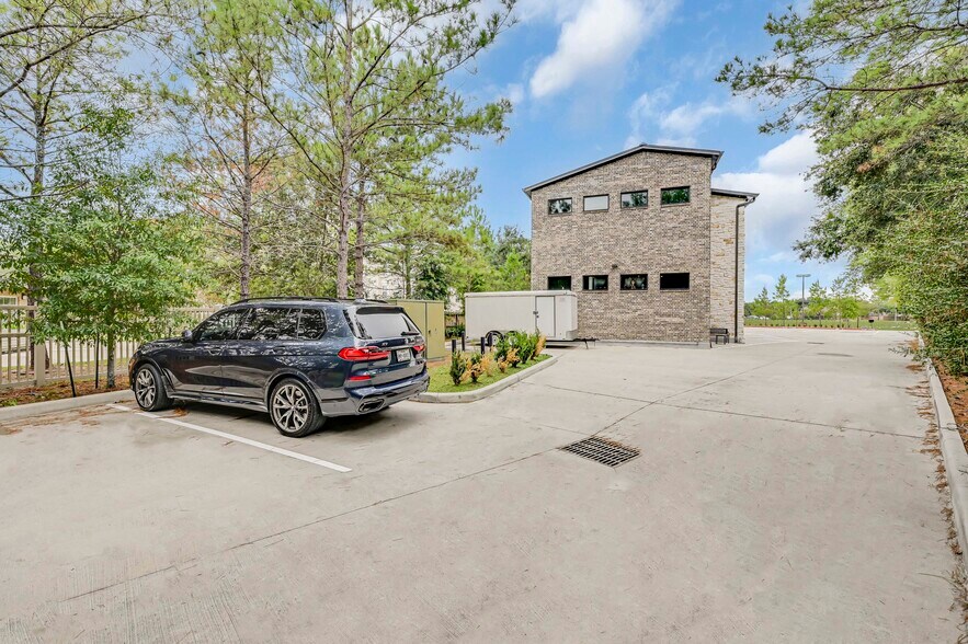 More Photos Of 20621 Westheimer Pky, Katy Freestanding For Sale