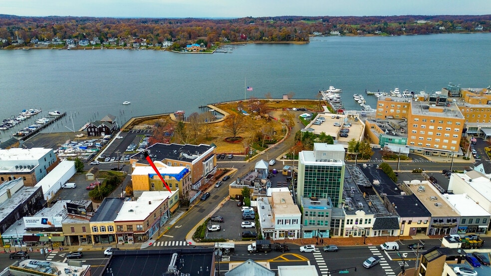 More Photos Of 5 Wharf Ave, Red Bank General Retail For Lease