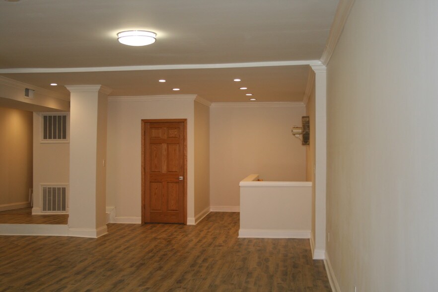 More Photos Of 114 N Howard St, Baltimore Storefront Retail Residential For Sale