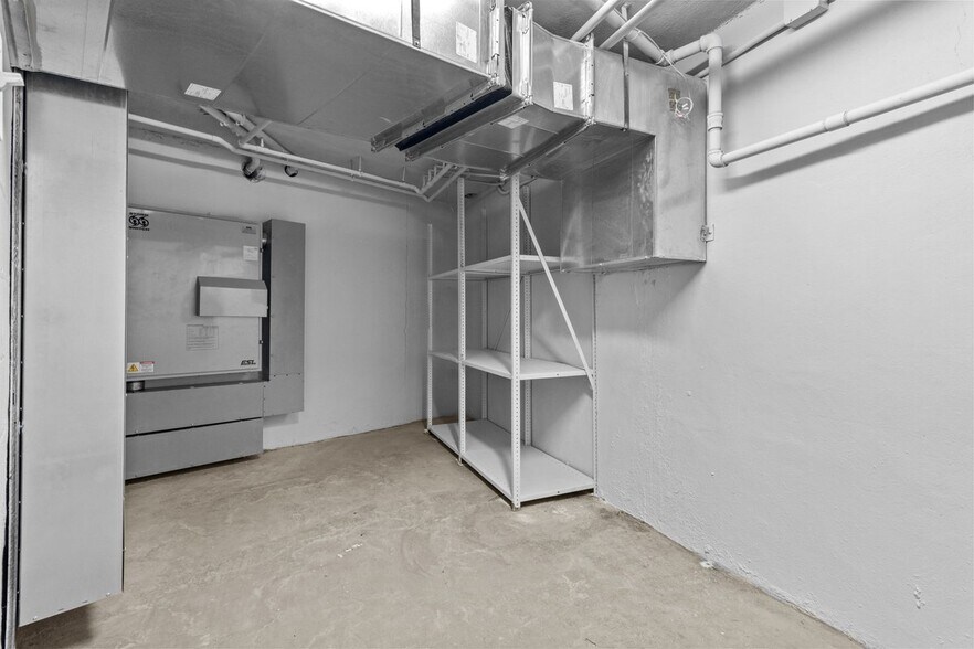 More Photos Of 89 Main St, Little Falls Bank For Lease