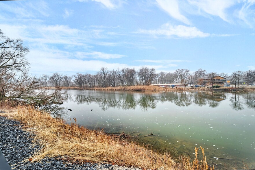 More Photos Of 116-118 S Water St, Wilmington Storefront Retail Office For Lease