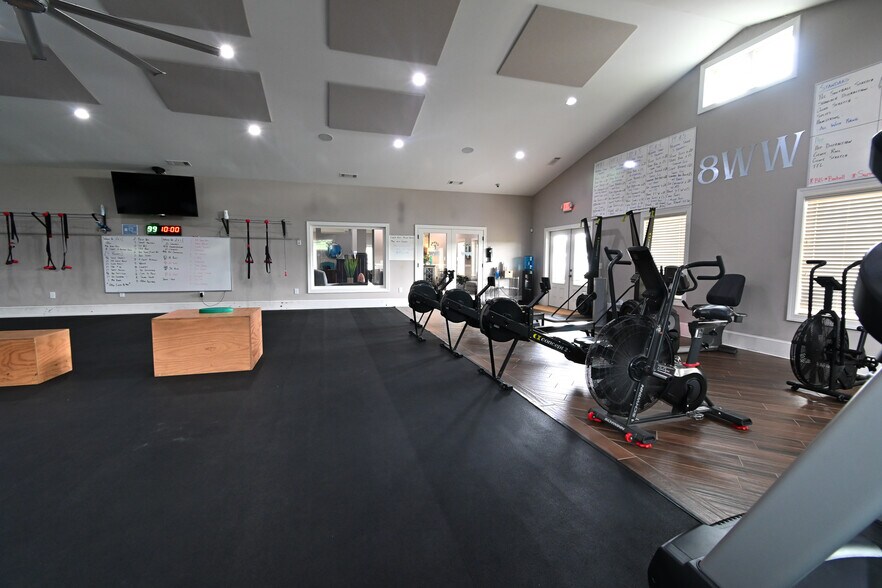 More Photos Of 150 Jw Plaza Dr SE, Calhoun Office For Sale