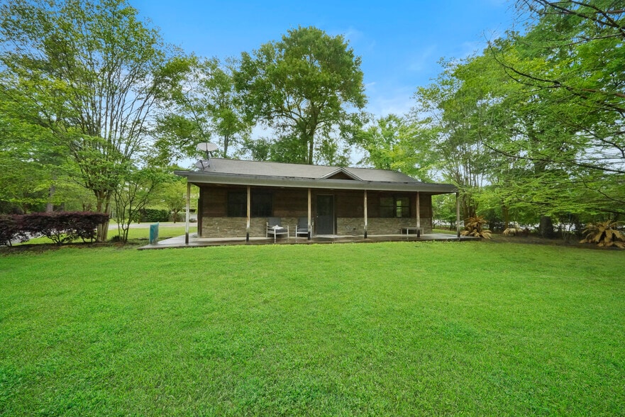 More Photos Of 25566 Bradbury Dr, Hockley Winery Vineyard For Sale