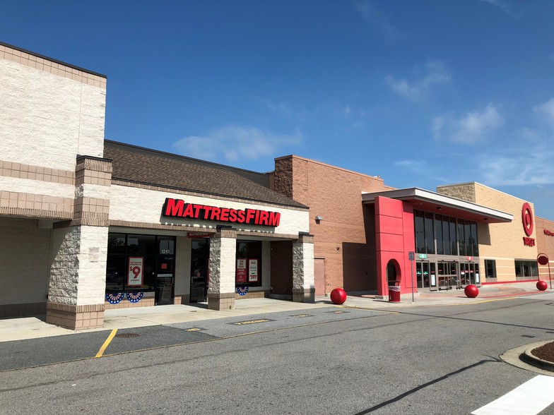 1201-1301 N Military Hwy, Norfolk, VA 23502 For Lease | Cityfeet.com