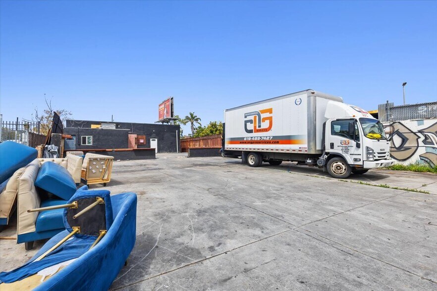 More Photos Of 2249 Imperial Ave, San Diego Restaurant For Sale