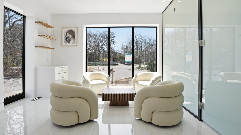 More Photos Of 200 W Montauk Hwy, Hampton Bays Freestanding For Lease