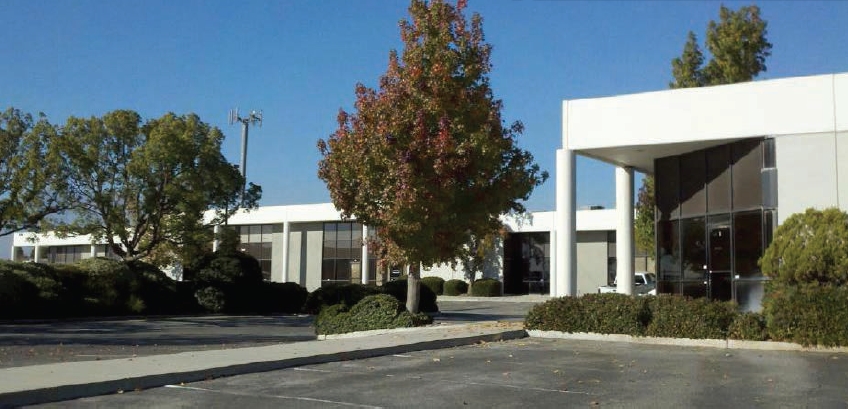 Primary Photo Of 190 N Arrowhead Ave, Rialto Warehouse For Lease